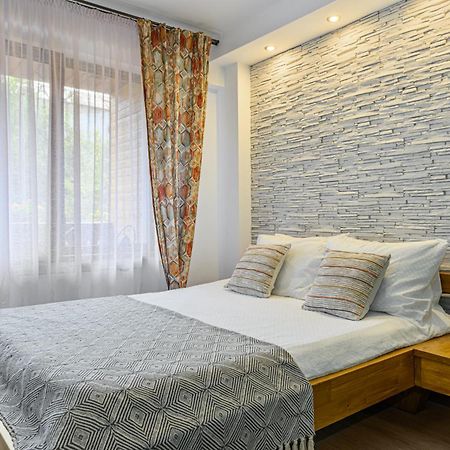 Studio Enis Poiana Brasov Buitenkant foto